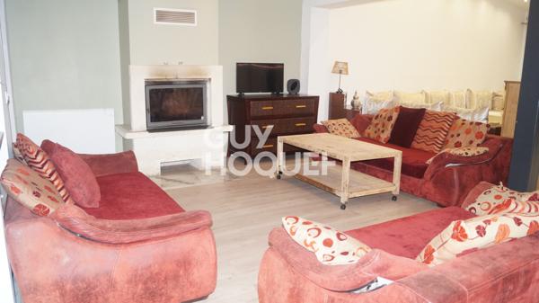 MAISON À VENDRE DE 10 PIÈCES DE 230,00 M²