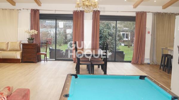 MAISON À VENDRE DE 10 PIÈCES DE 230,00 M²