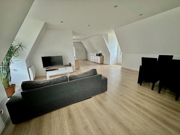 Appartement 5 pièces 100m² - SAVONNIERES - Réf 7295