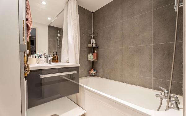 Appartement à vendre    3 pièces • 67 m2 Lyon 9