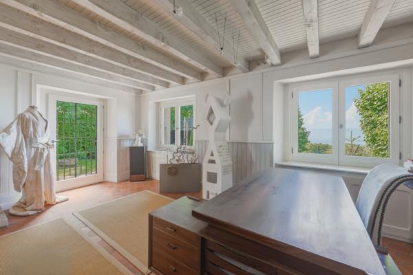 Vente Maison de luxe Cranves-Sales 9 Pièces 394 m²