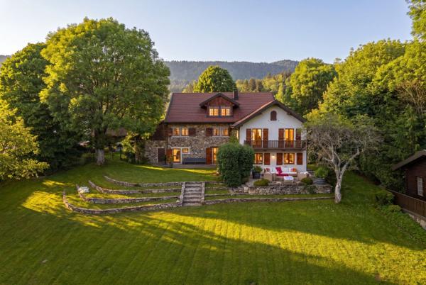 Vente Maison de luxe Cranves-Sales 9 Pièces 394 m²