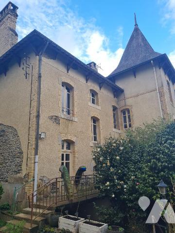 MAISON DE MAITRE