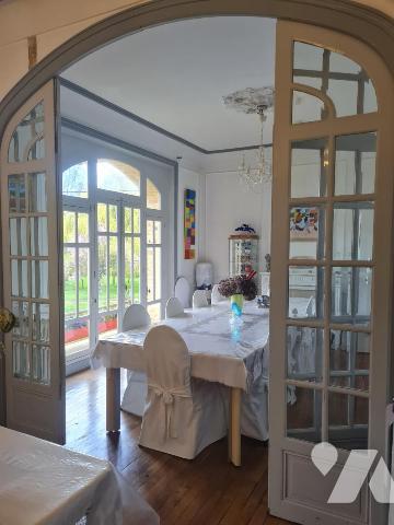 MAISON DE MAITRE