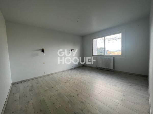 Maison spacieuse à vendre à Mourenx - 5 chambres, 177.60 m²