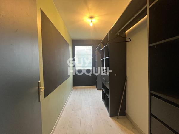 Maison spacieuse à vendre à Mourenx - 5 chambres, 177.60 m²