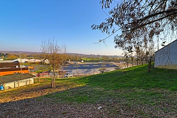 Terrain à vendre    Saint-Satur