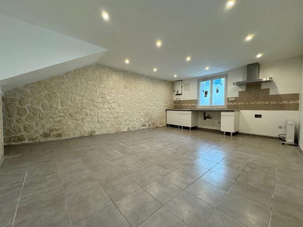 Secteur Saint Antoine 13015 Maison de ville type 3  à vendre