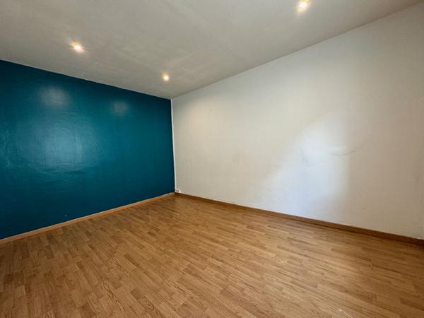 Secteur Saint Antoine 13015 Maison de ville type 3  à vendre