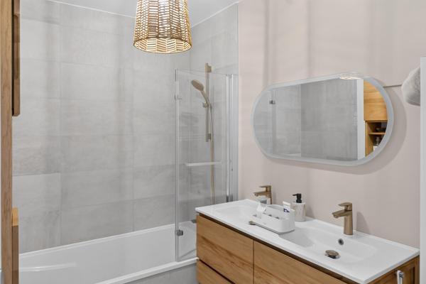 Magnifique appartement familial rénové, à deux pas de l’école d’Arbère