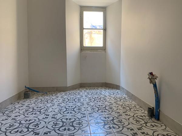 Achat maison près de CARCASSONNE - 9 pièce(s) - 366 m² - 279 000 €