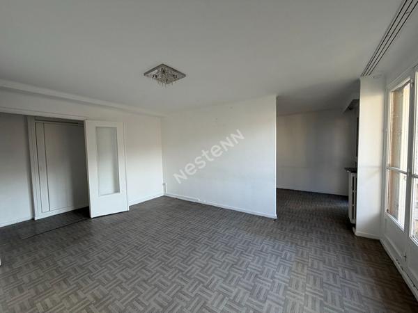 Appartement Marseille 5ème 3 pièce(s) 64 m2 BALCON, CAVE