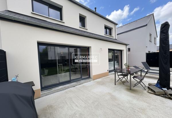 Maison 8 pièces – 126 m² environ à Saint-Aubin-d'Aubigné (ref : 38118)