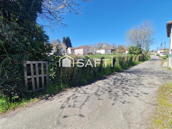 Terrain 540m² dans village.