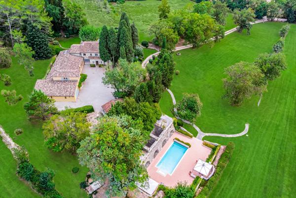 Vente Bastide Châteauneuf-Grasse 12 Pièces 344 m²