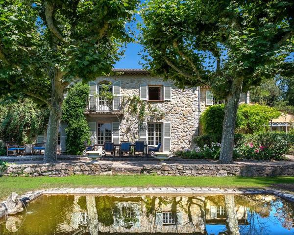Vente Bastide Châteauneuf-Grasse 12 Pièces 344 m²