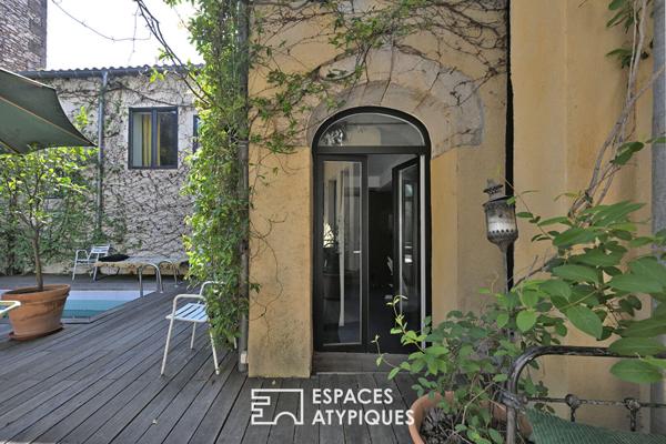 Maison de ville avec cour intérieure et piscine – quartier Révolution