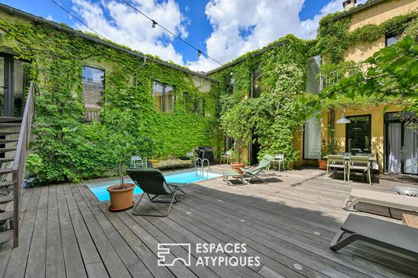 Maison de ville avec cour intérieure et piscine – quartier Révolution