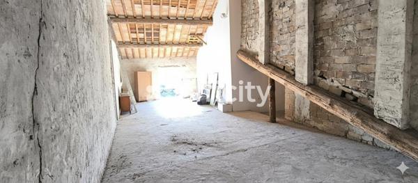 Maison 4 pièces - 258 m²