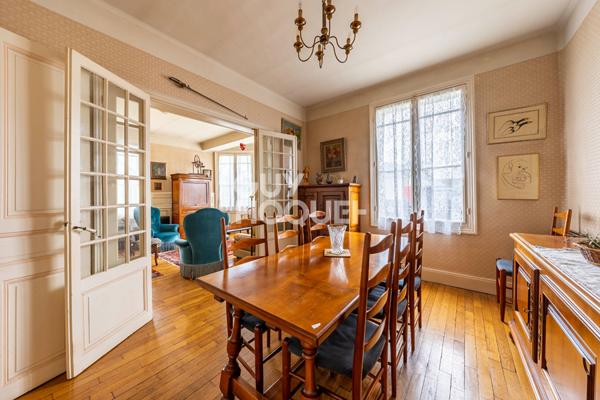 GRETZ ARMAINVILLIERS. MAISON MEULIERE