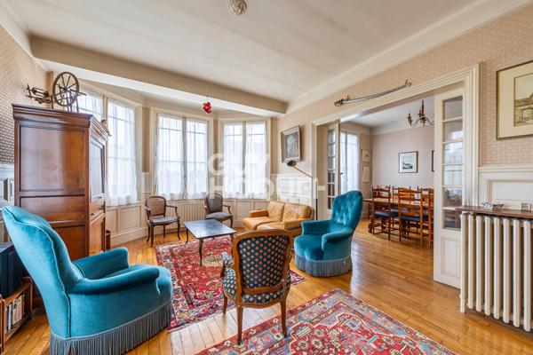 GRETZ ARMAINVILLIERS. MAISON MEULIERE