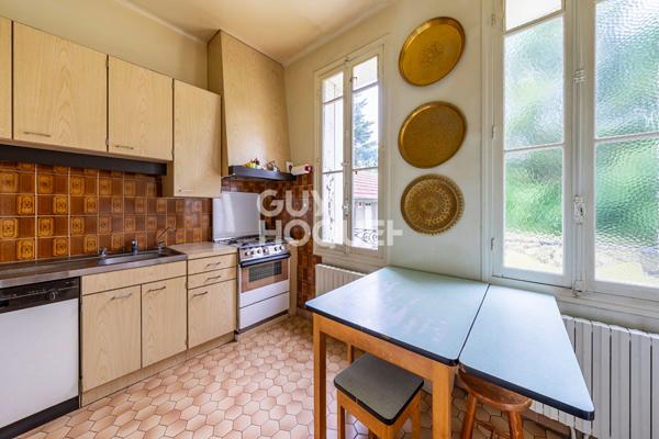 GRETZ ARMAINVILLIERS. MAISON MEULIERE