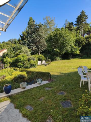 Maison de village
                                                                                                                                                                                                                                                                                                                        14 pièce(s)                                                                                                                                                                                                          7 chambre(s)                                                                                                                                                                                                          290  m²