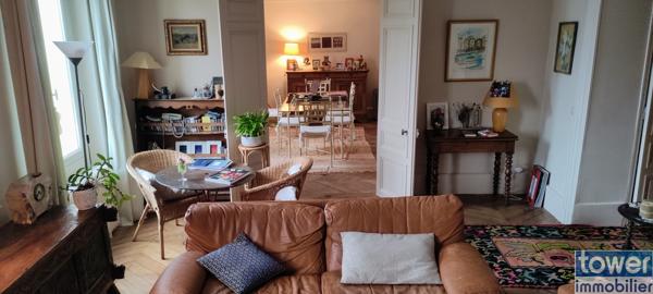 Maison de village
                                                                                                                                                                                                                                                                                                                        14 pièce(s)                                                                                                                                                                                                          7 chambre(s)                                                                                                                                                                                                          290  m²