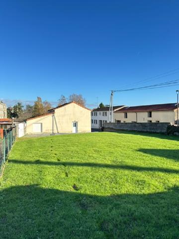Charmante maison de 87 m² avec jardin attenant à Vihiers