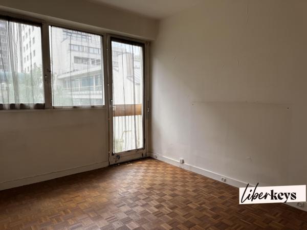 Appartement 4 pièces - 3 chambres - Balcon - Paris 17eme