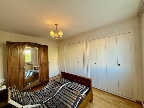 Villars (42390) APPARTEMENT T3 73m2 VILLARS + PARKING