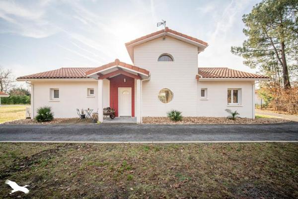 Maison à vendre |  Biscarrosse |  5 pièces | 156 m²