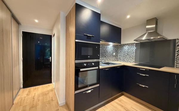 Appartement à louer    2 pièces •  Bordeaux