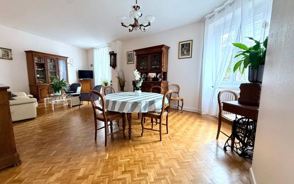 Maison à vendre    8 pièces •  Limoges