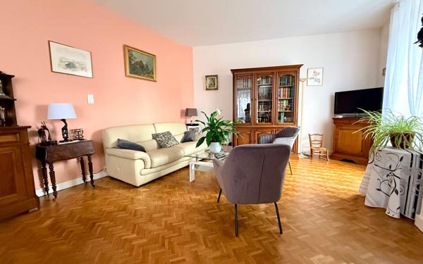 Maison à vendre    8 pièces •  Limoges