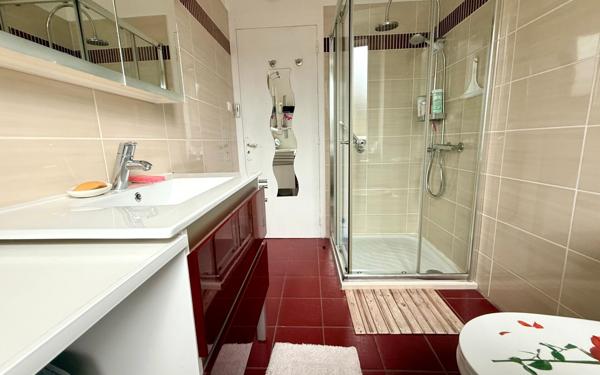 Maison à vendre    8 pièces •  Limoges