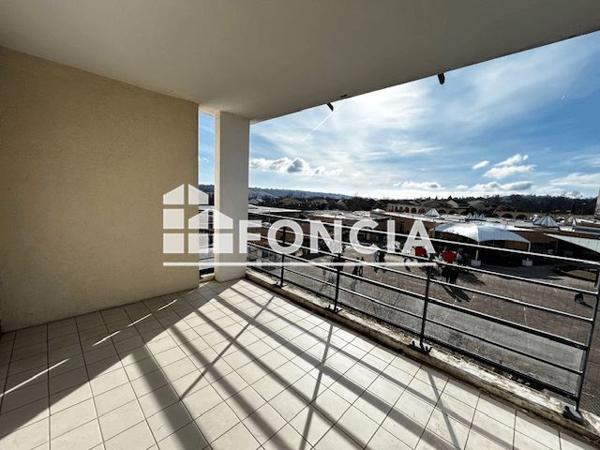 Location Appartement 4 pièces 89.87 m² - 23 RUE DE LA TABLE DE PIERRE Francheville 69340