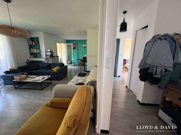 Appartement traversant au dernier étage
