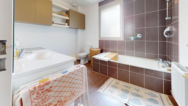 Appartement 4 pièces 81.43 m2