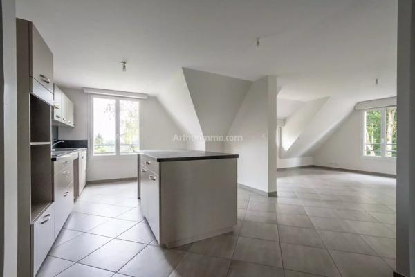 Location Appartement 4 pièces 84 m2 à Dampmart
