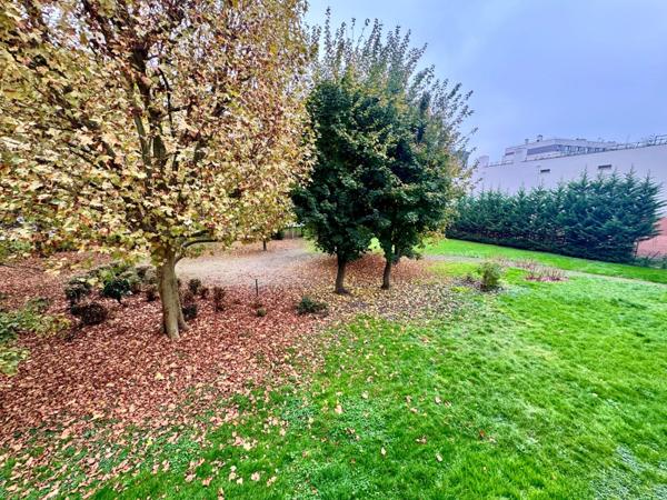 appartement F3 à rafraichir 50 m2 à Stains avec cave