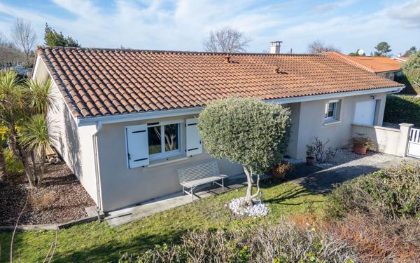 Maison à vendre    4 pièces •  Biscarrosse
