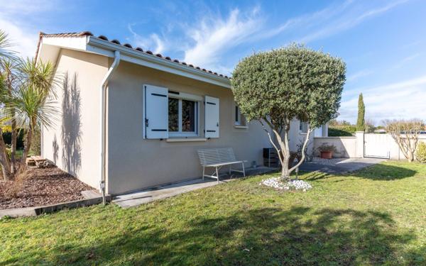Maison à vendre    4 pièces •  Biscarrosse