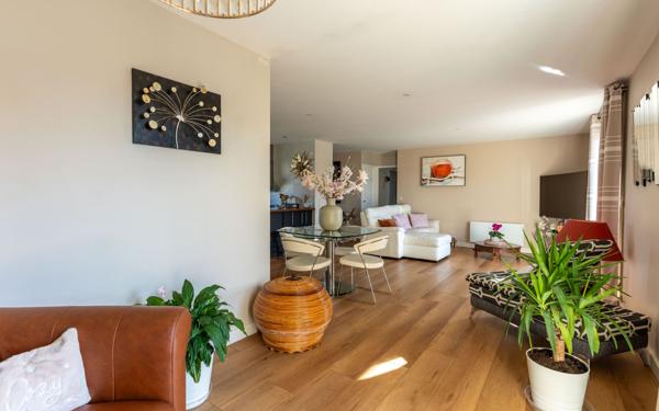 Maison à vendre    4 pièces •  Biscarrosse