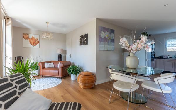 Maison à vendre    4 pièces •  Biscarrosse