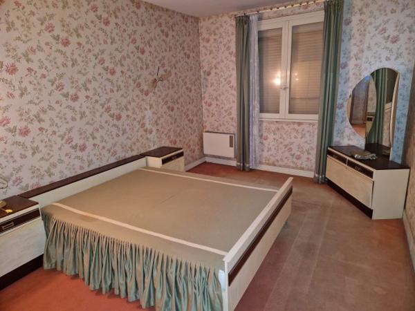 Maison mitoyenne 2 côtés Bonnétable 139 m²