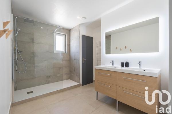 Maison à vendre 6 pièces 210 m² Mimet