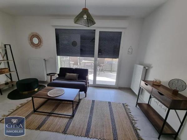 Appartement à louer 2 pièces 42.5m² Gex (01170)