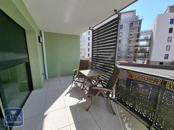 Appartement à louer 2 pièces 42.5m² Gex (01170)