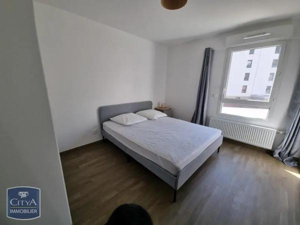 Appartement à louer 2 pièces 42.5m² Gex (01170)